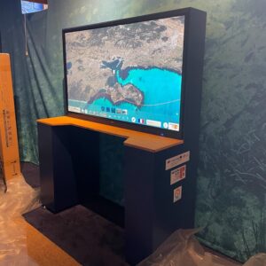 Borne multimédia 65"